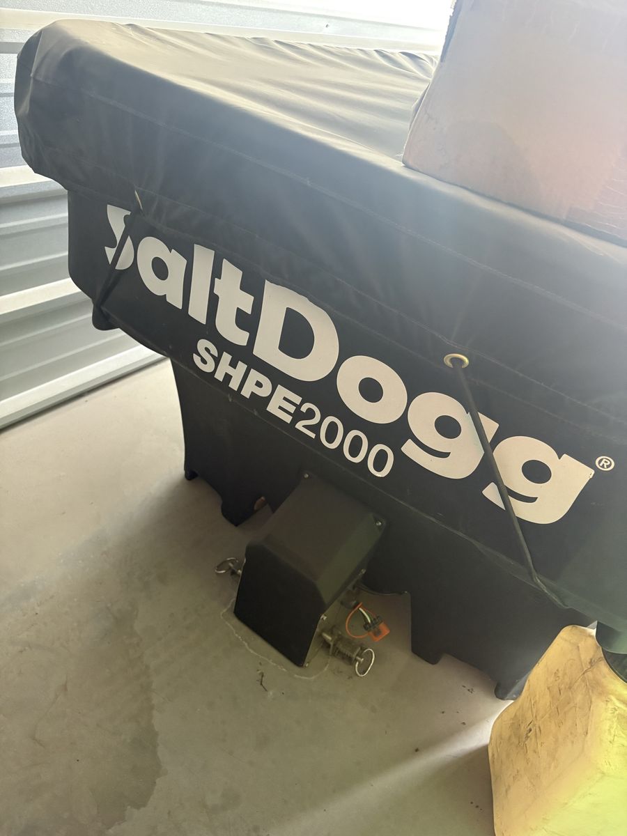 Saltdogg SHPE 2000 - Salter