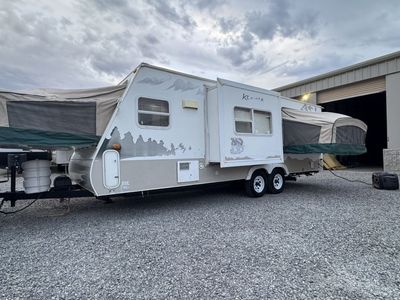 Mint Kodiak TrIpple Bunk Slide Out Sleeps 10