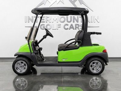 2010 Club Car Precedent Lime Green, mag wheels, premium seats, rust-free frame