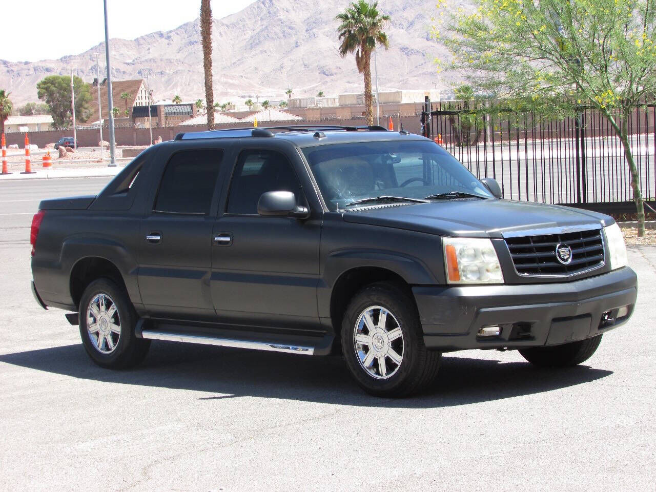 2005 Cadillac Escalade EXT Base