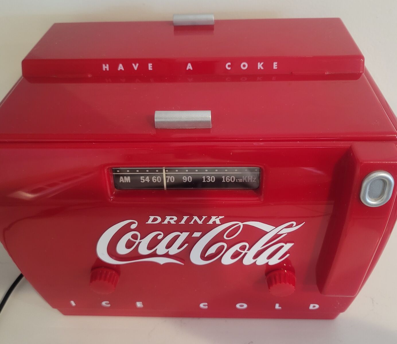 Coca Cola Coke Cooler Style Radio