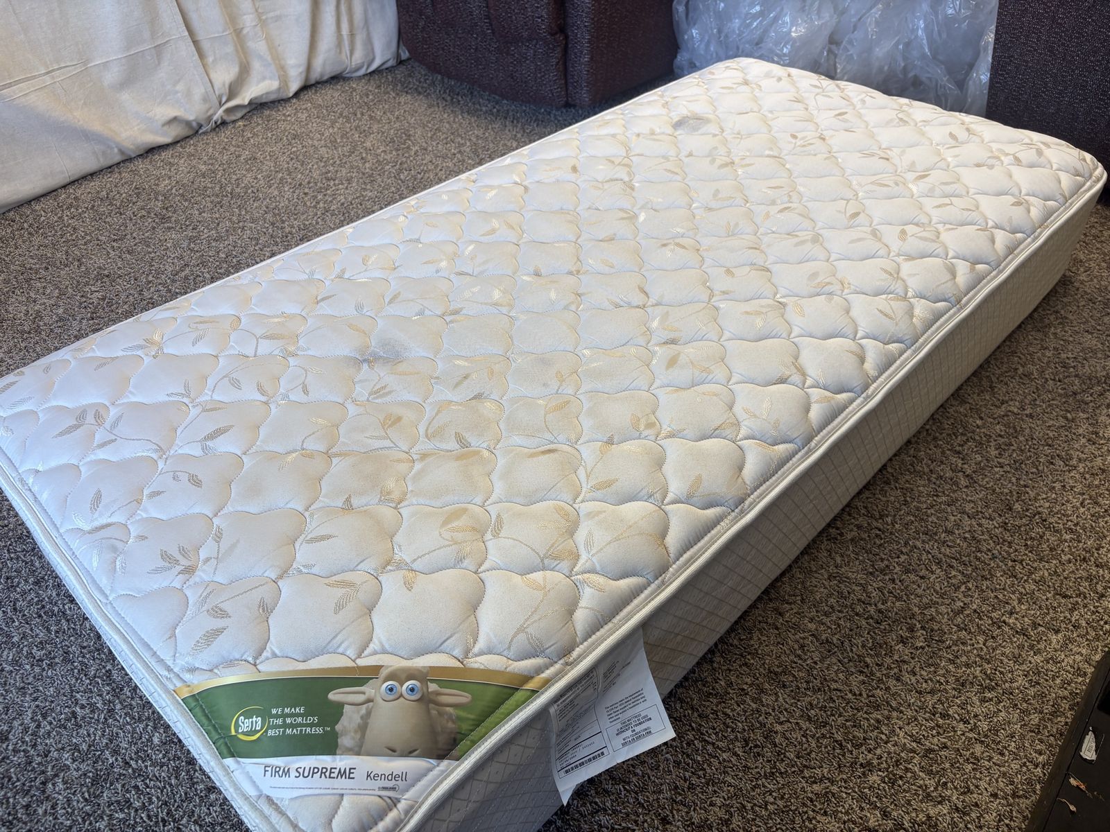 DELIVERY Avail - 11 inch Serta Twin SUPREME FIRM