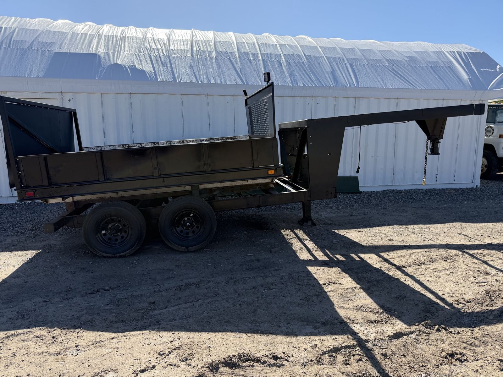 Gooseneck Dump Trailer