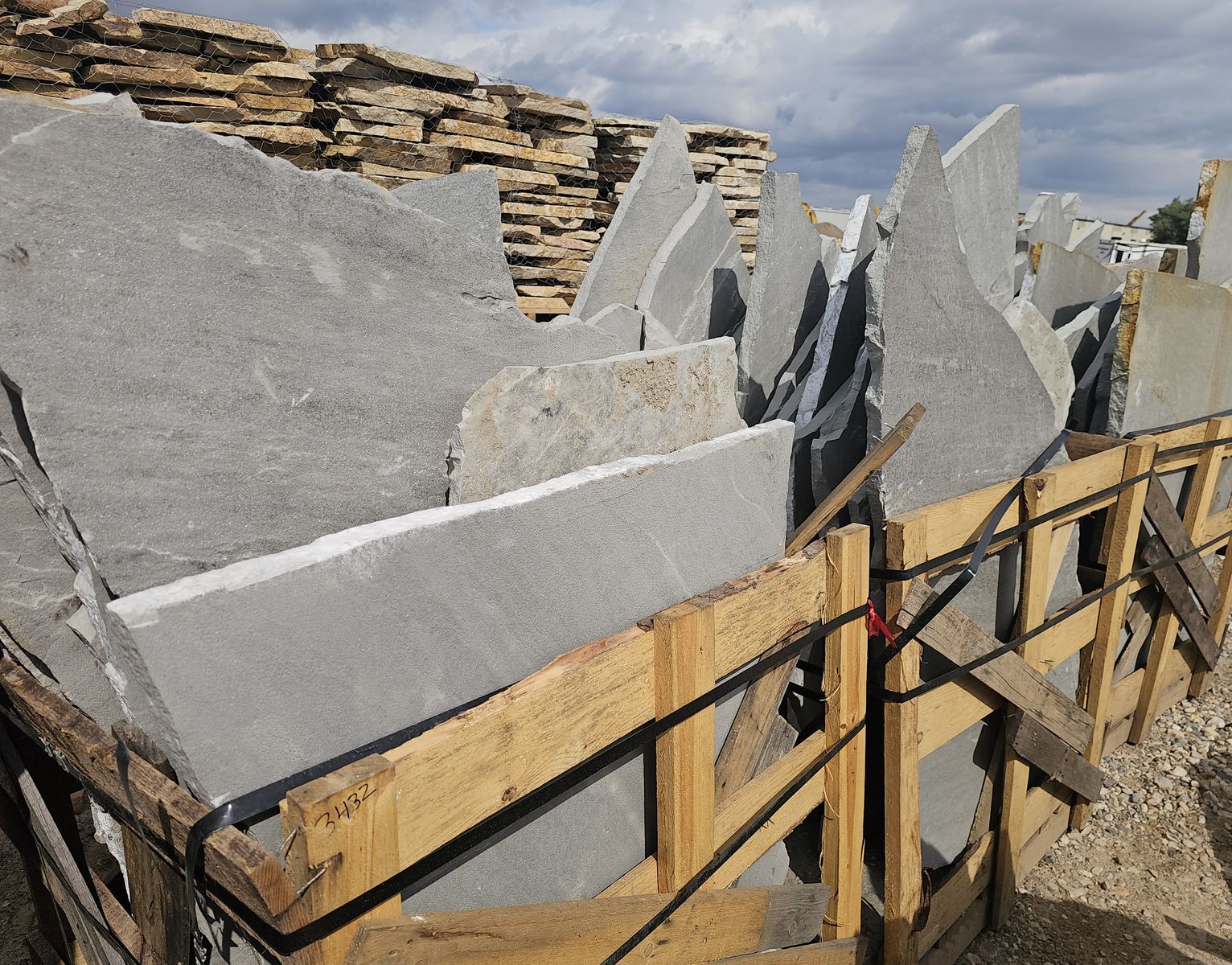 Ghost Gray Select Flagstone 1.5"