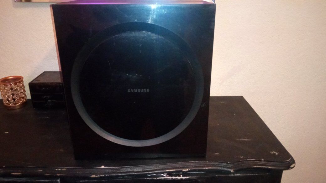Samsung Subwoofer Model- PS-EW4-2