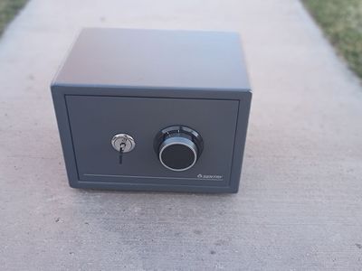 Sentry V230 Safe, Dual Lock, Key & Combination