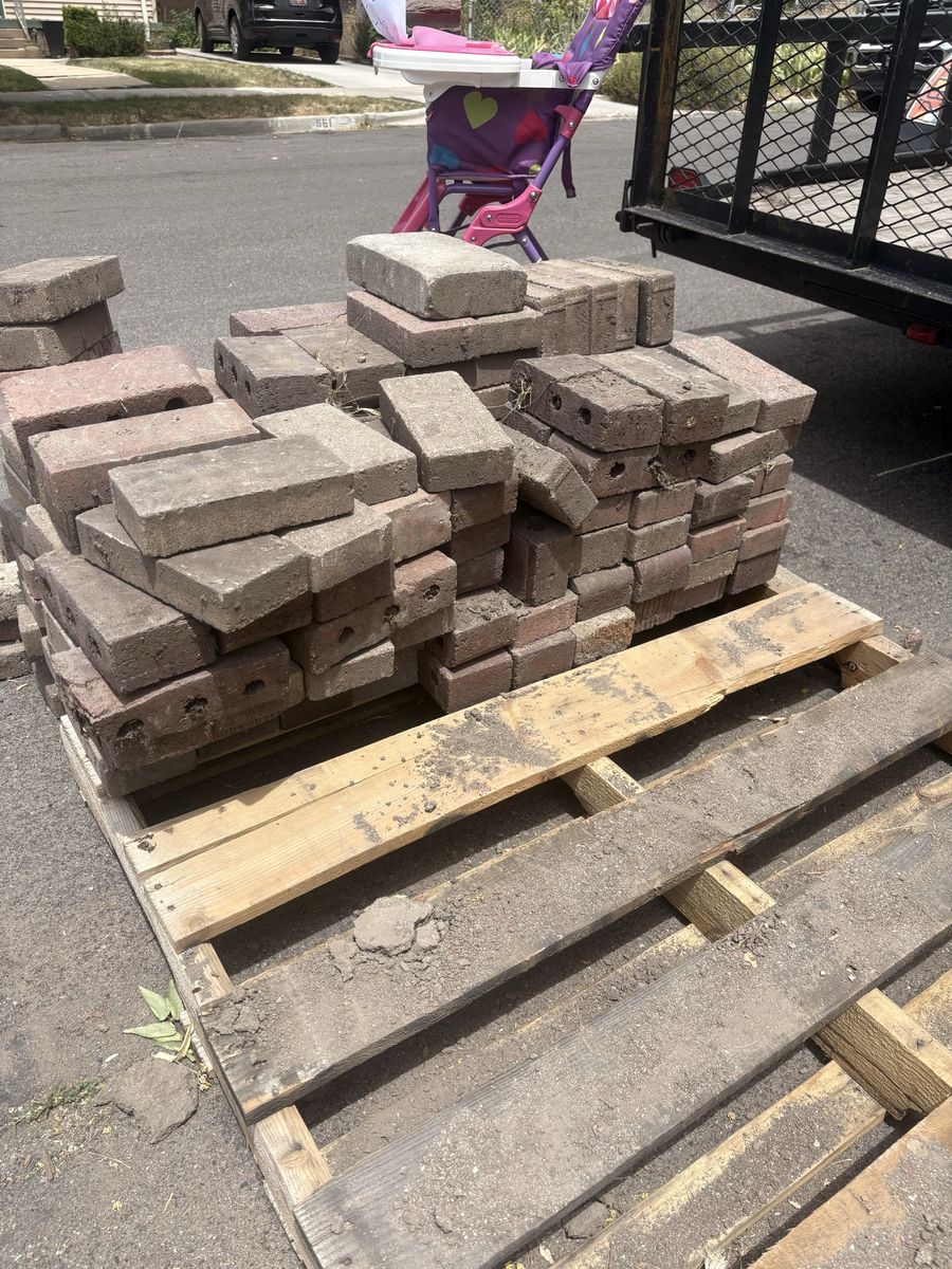 Free bricks