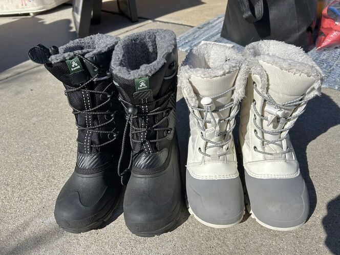 KIDS BOOTS THERMOLITE 2 & KAMIK 4 BOYS OR GIRLS