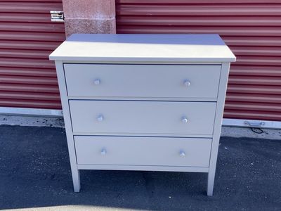 IKEA GULLABERG 3-Drawer Chest - Gray Wood Grain, 39"x19"x39" - Traditional Design