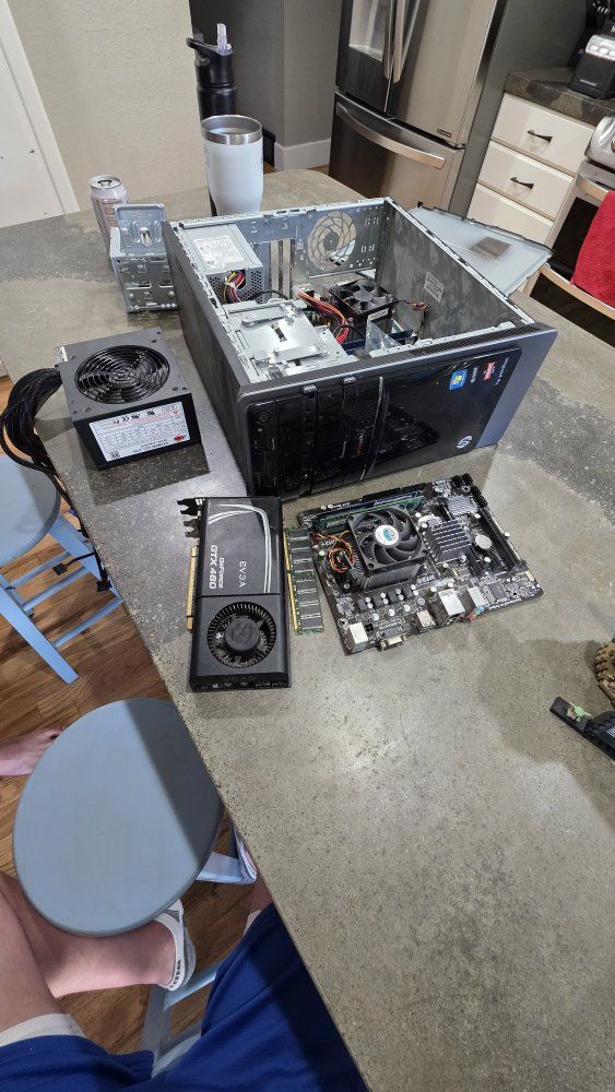 HP Pavilion Desktop PC - Intel Quad-Core i5, 8GB RAM, GTX 460 - Parts/Repair
