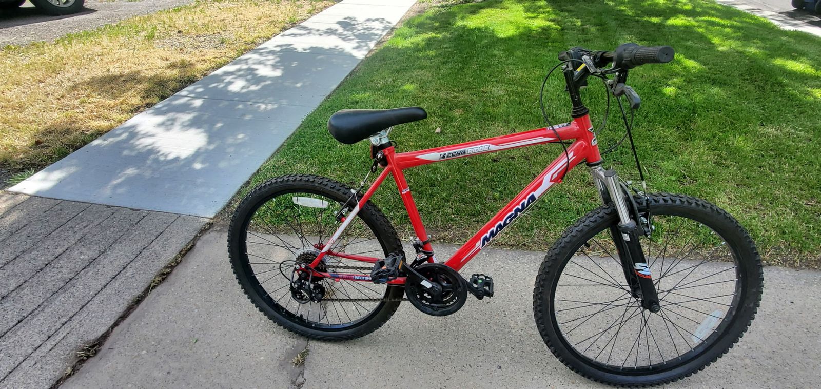 Magna Echo Ridge 24-inch Mountain Bike - Red, Hardtail, Youth/Adult