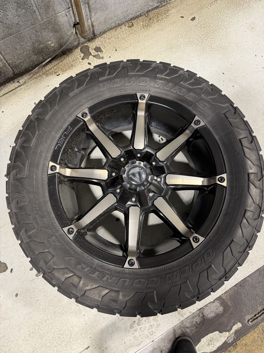 Fuel Off-Road Wheels & Toyo Open Country A/T Tires - Set of 4