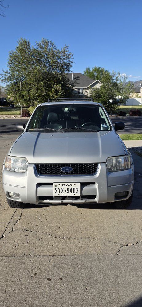 2003 Ford Escape 