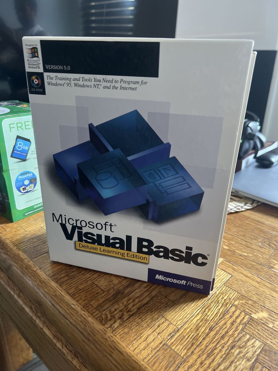 Microsoft Visual Basic 5.0 Deluxe Learning Edition - Complete Programming Training Kit