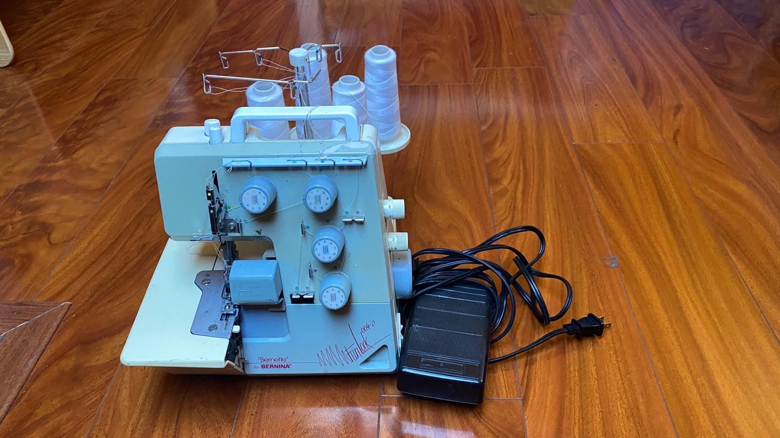 Bernina Bernette Funlock Serger