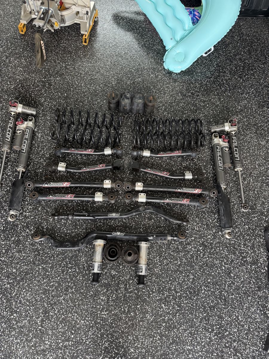 Teraflex 4.5” RT3 Alpine Suspension
