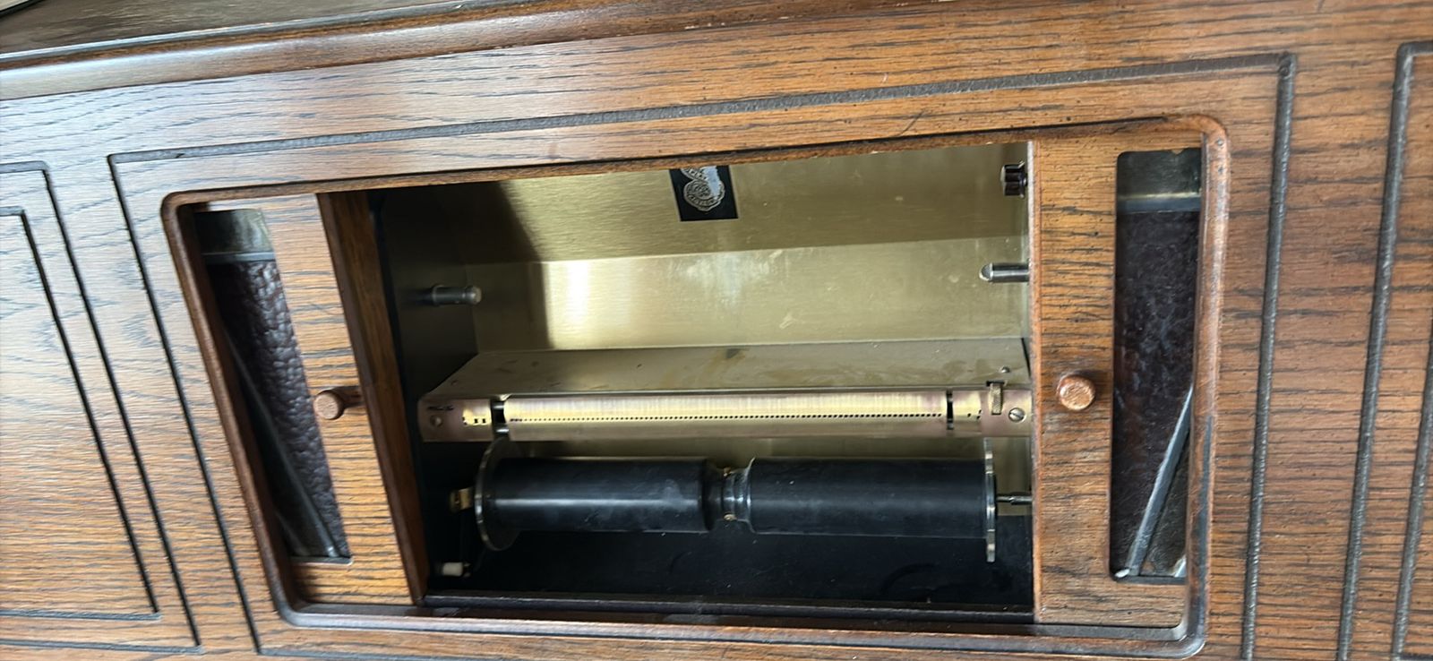 Main image 6