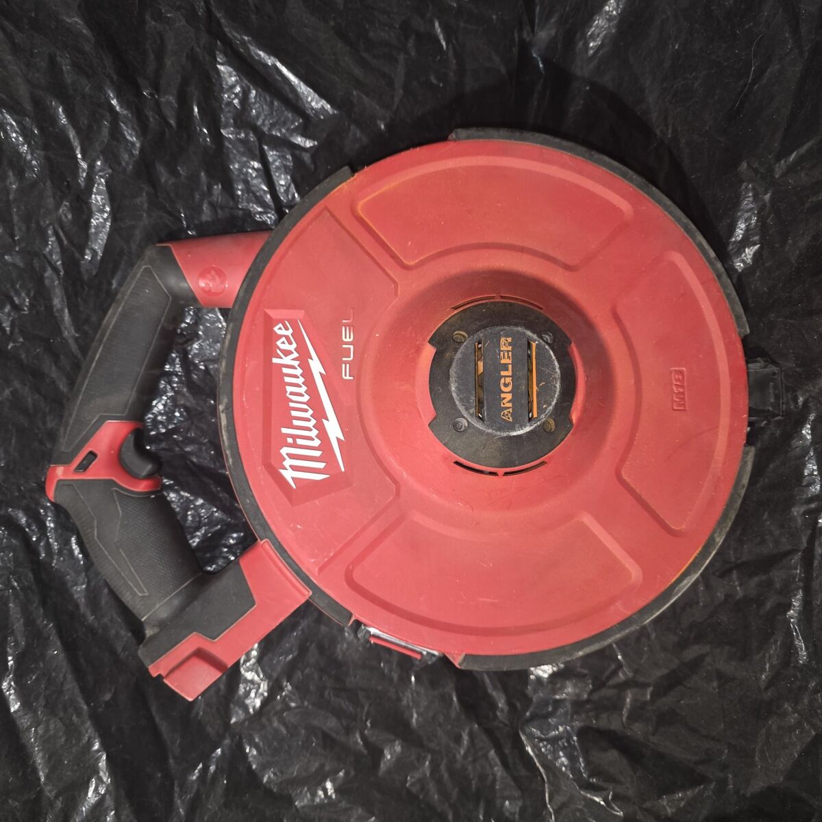 Milwaukee M18 2873-20 Angler Pulling Fish Tape Pow