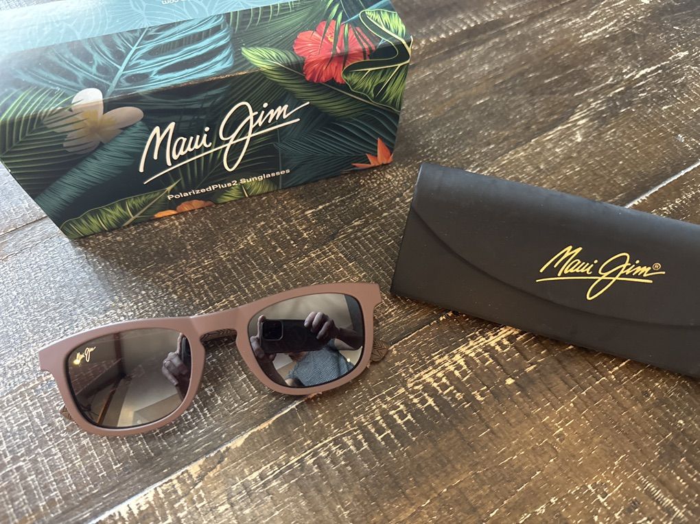 Maui Jims sunglasses