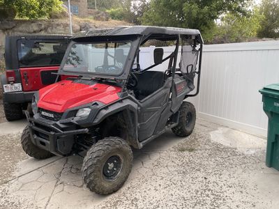 2018 Honda Pioneer 1000-5 EPS Side-by-Side UTV - 1600 miles.