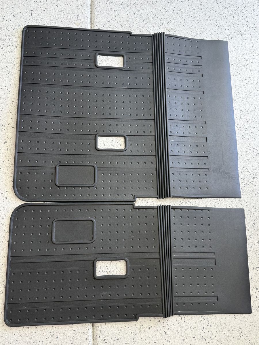 Chevrolet Factory Cargo Area Mats