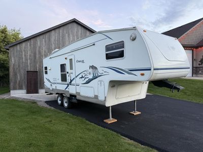 2003 Keystone Cougar Fifth Wheel Trailer - Used