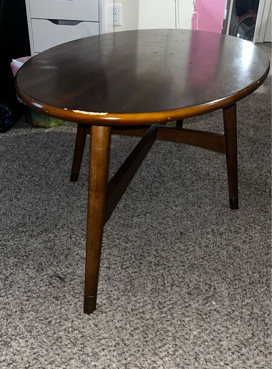 Free Oval Wood Coffee Table