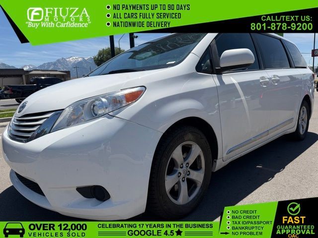2016 Toyota Sienna LE 8-Passenger