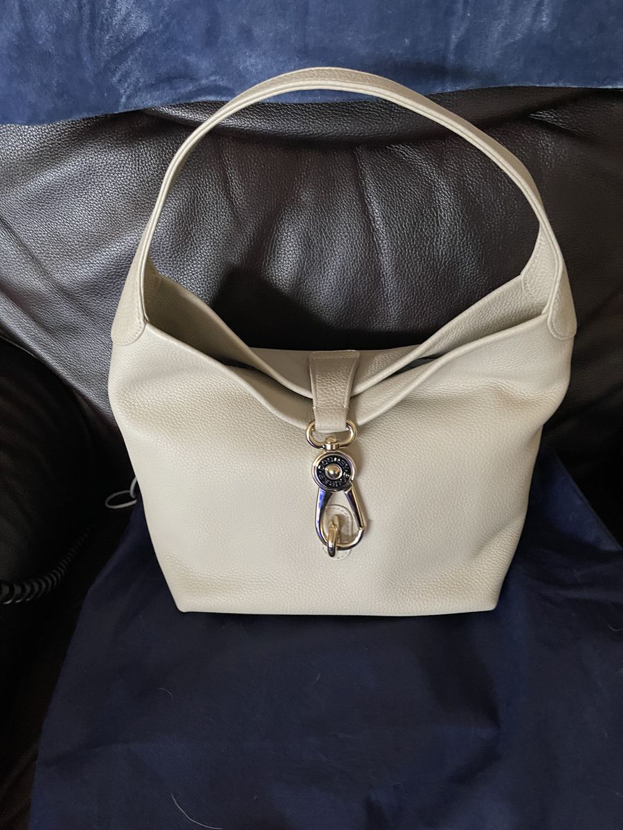 Dooney and Bourke new bone handbag