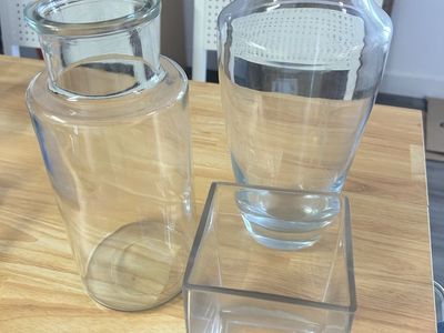 Glasses vases