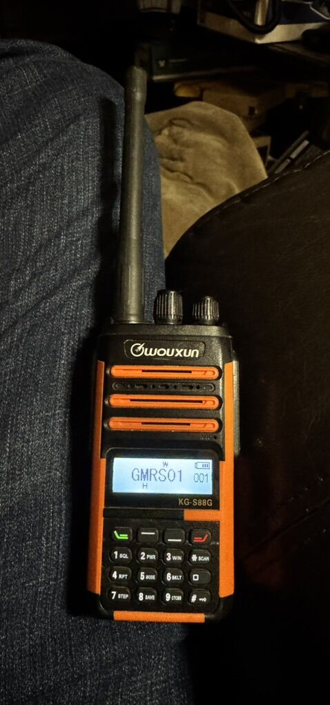 Wouxun KG-S88G GMRS Radio