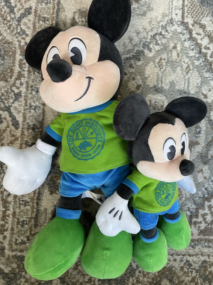 Disney DinoLand U.S.A. LOT Mickey Institute And Dino Rama Plush