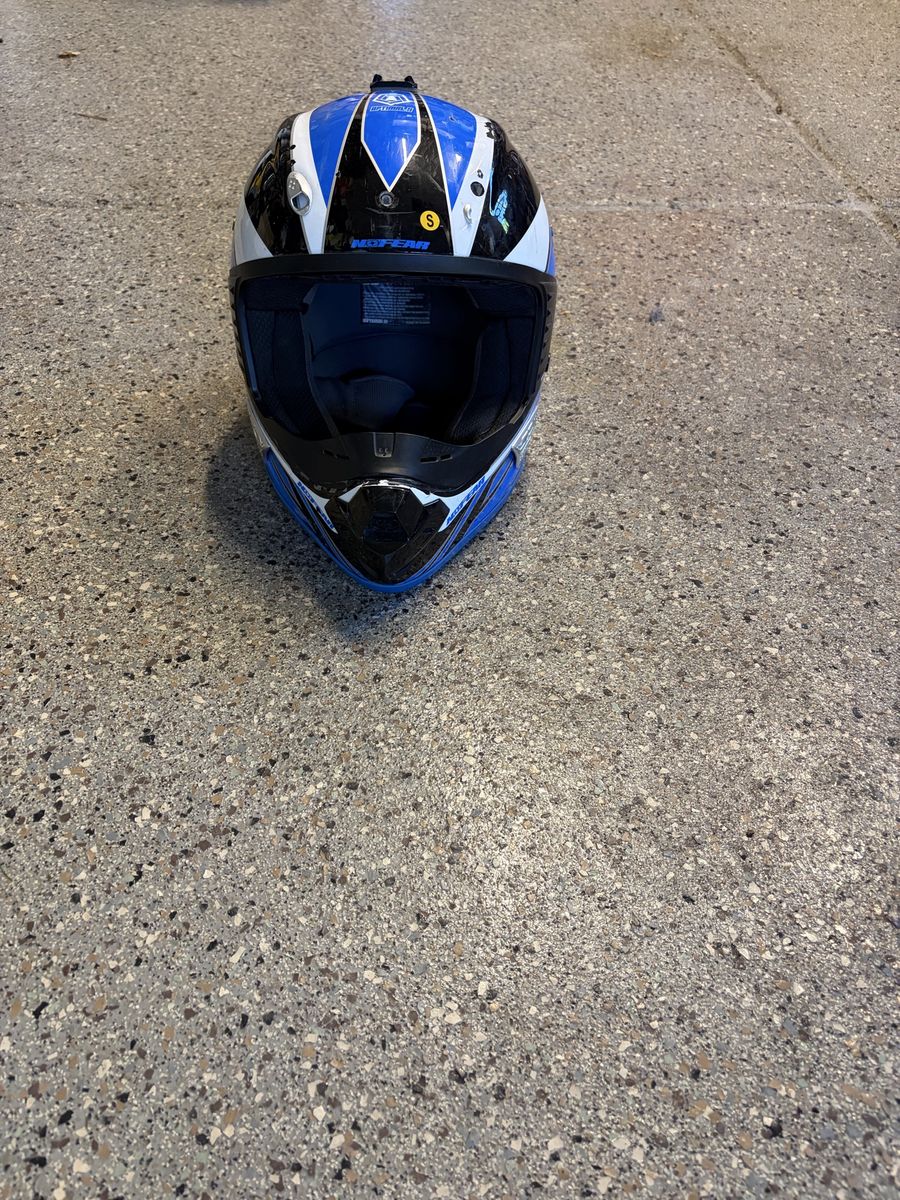 Motorcycle/dirtbike helmet
