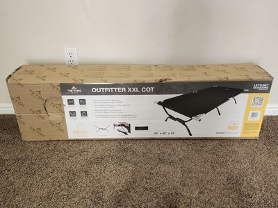 TETON OUTFITTER XXL COT BRAND NEW IN THE BOX CAMPING TRAVEL QUALITY!