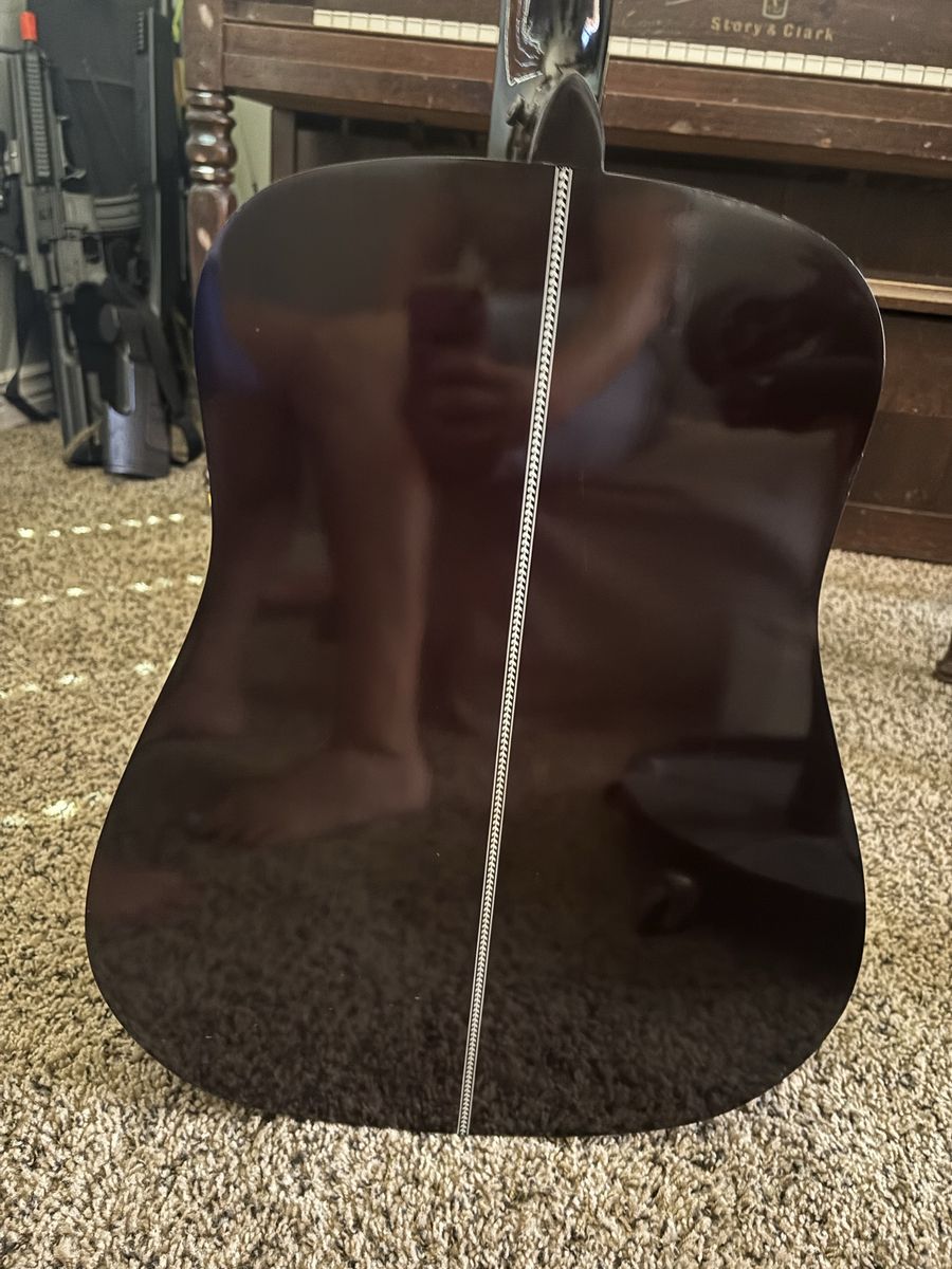 Main image 3