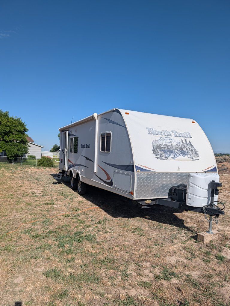 Heartland North Trail Travel Trailer - excellent condition