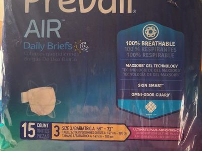 New Prevail Size 3 Daily Briefs / Diapers