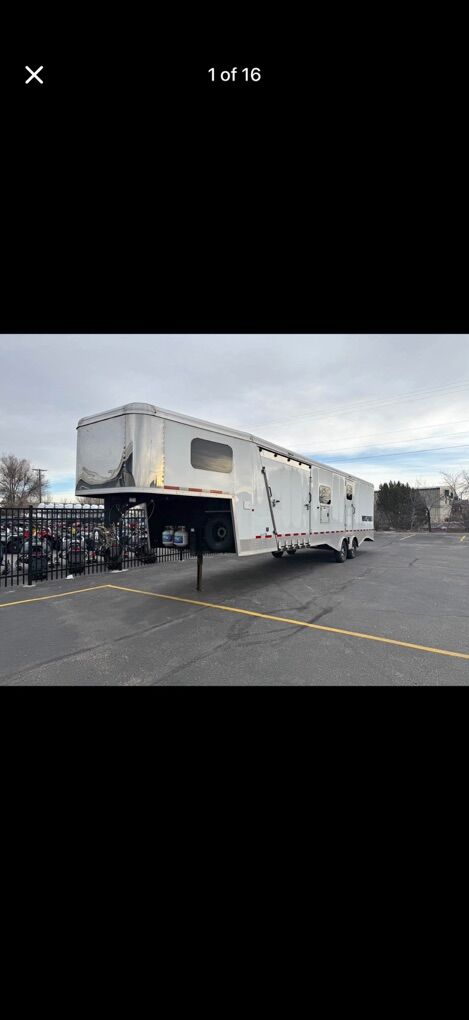 Logancoach Horsepower 33