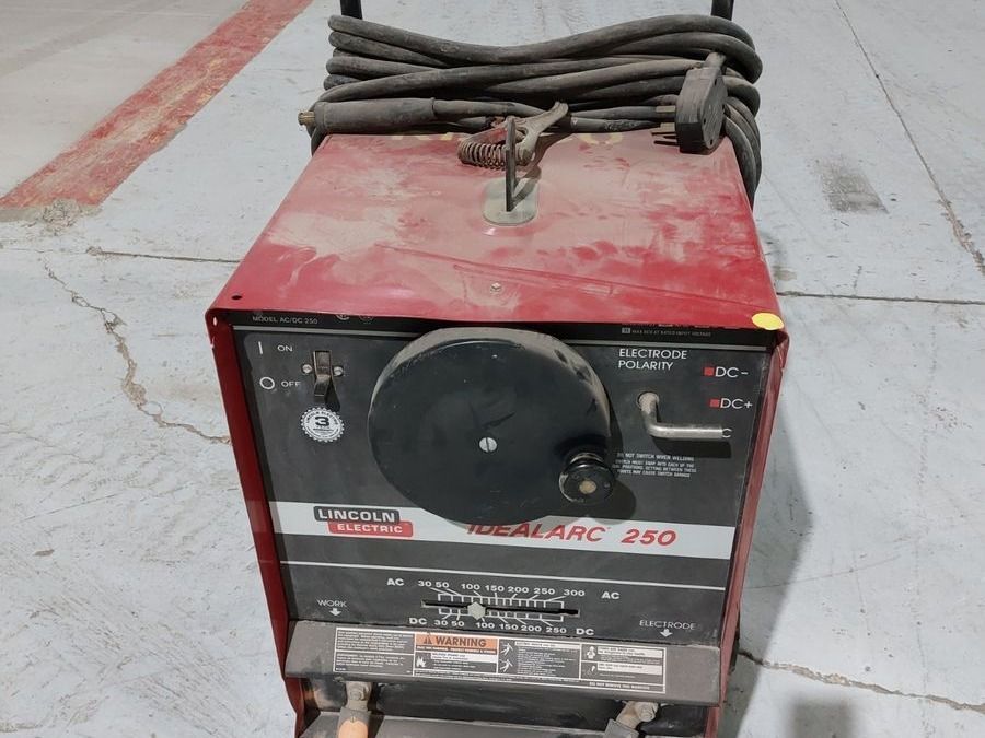 Main image 1
