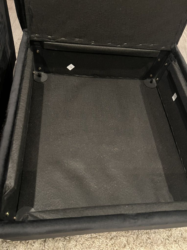 Main image 7
