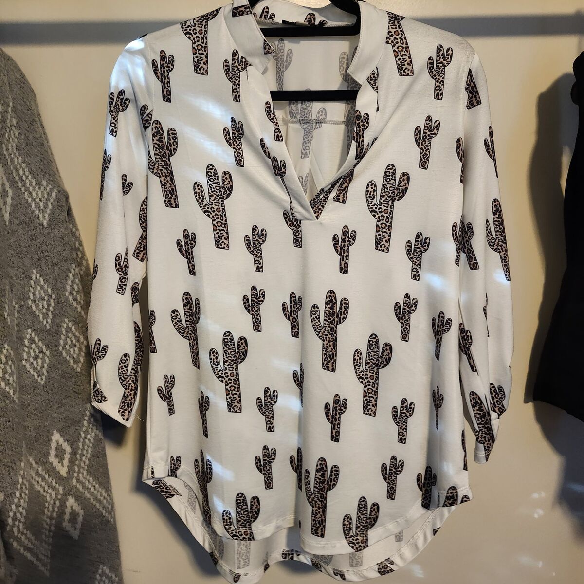 Leopard Print Cactus 3/4 Sleeve Size Small