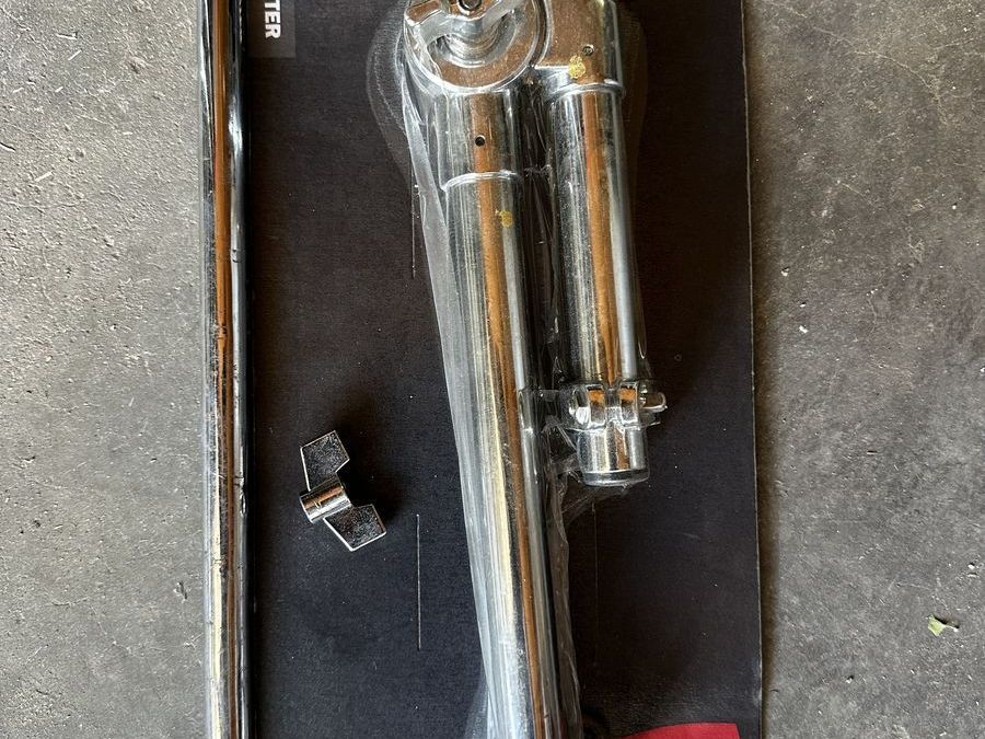 Main image 1