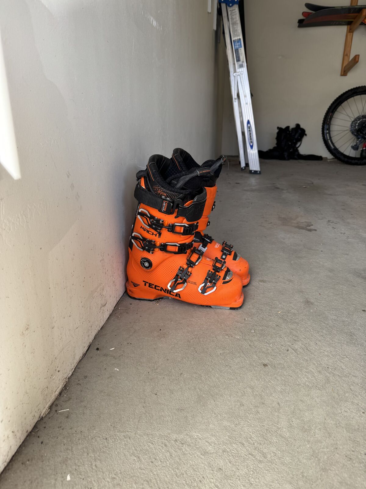 Tecnica Mach 1 Ski Boots 25.5