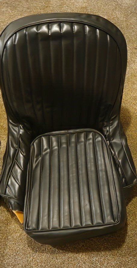 AC cobra kit car seats.