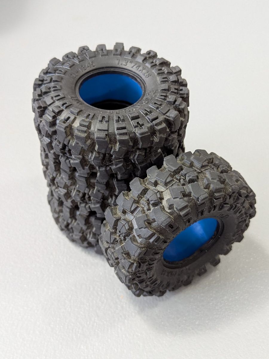 DJ Crawler 1.3" tires