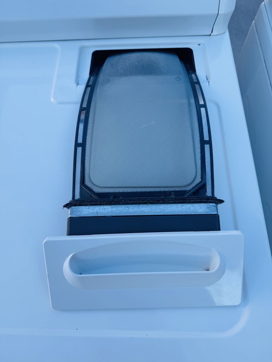 Main image 7