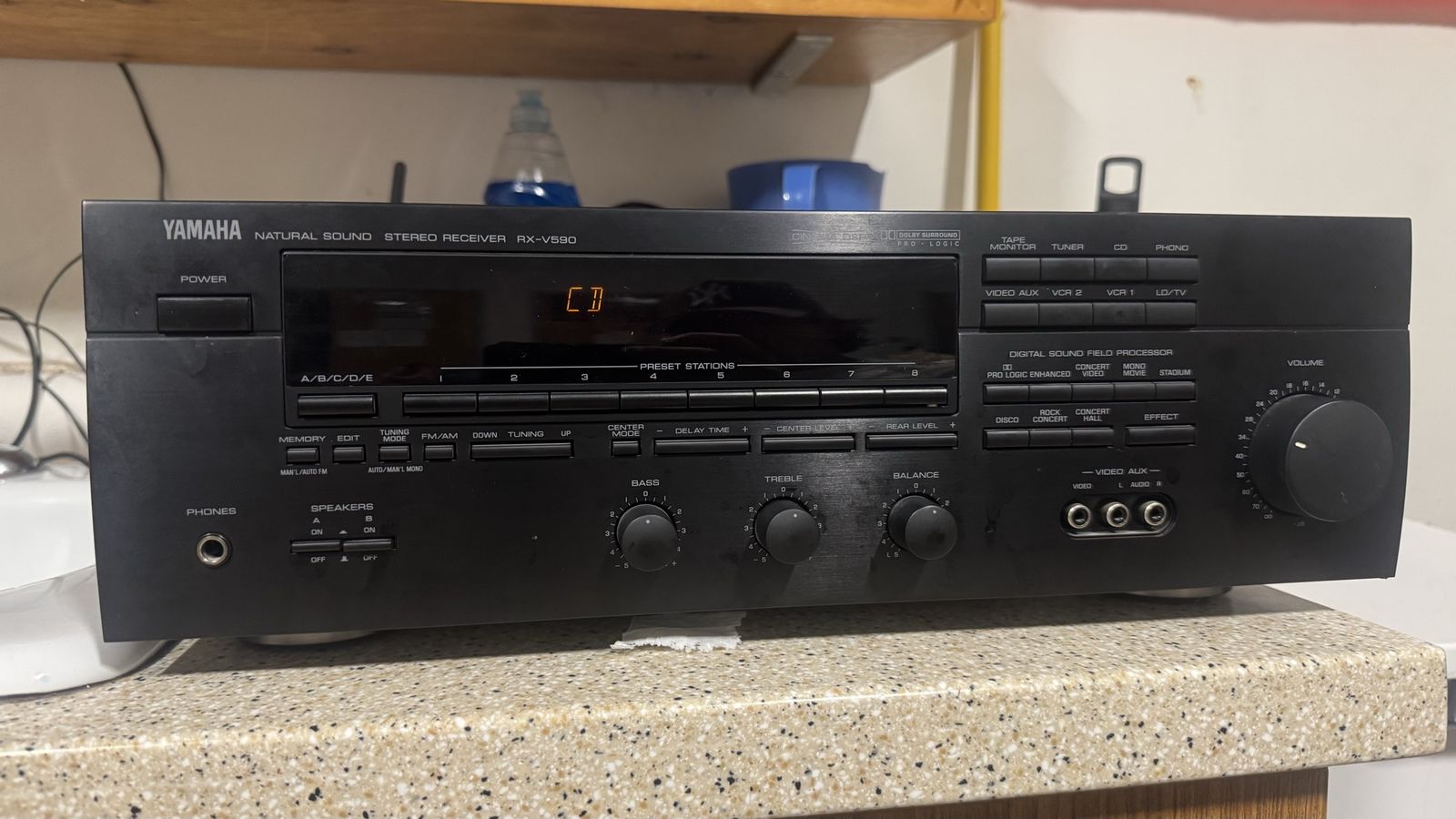 Yamaha RX-V590 Stereo Receiver