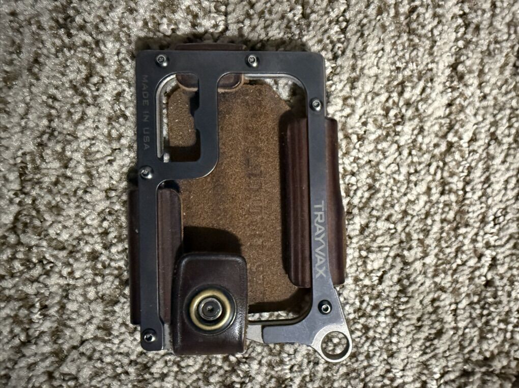 Trayvax Contour Wallet