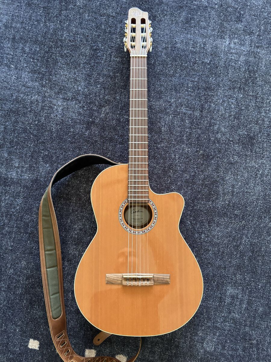 Godin Concert CW Clasica II — Nylon String Acoustic-Electric - Used