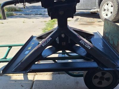 Recon 21K GVWR Fifth Wheel Hitch